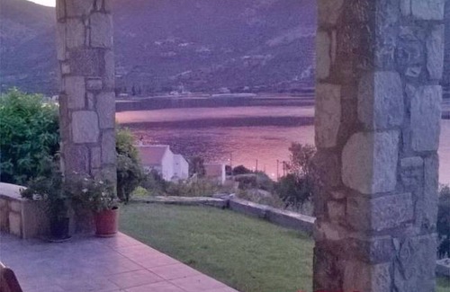 Eratini Villa | 133 m² Villa ∙ 3 bedrooms ∙ 6 guests