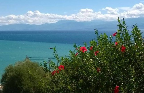 Eratini Villa | 133 m² Villa ∙ 3 bedrooms ∙ 6 guests