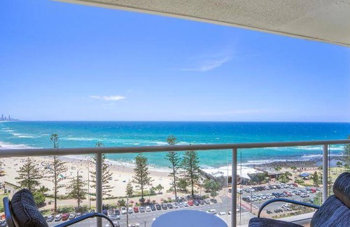Burleigh Heads Apartment | 139 m² Apartment ∙ 3 bedrooms ∙ 10 guests