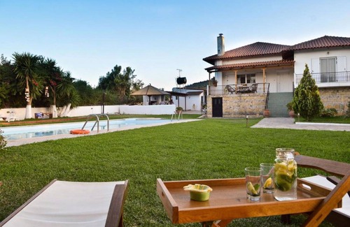 Lakopetra Villa | 148 m² Villa ∙ 3 bedrooms ∙ 7 guests