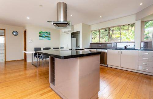 Cannonvale Apartment | 150 m² Apartment ∙ 2 bedrooms ∙ 4 guests
