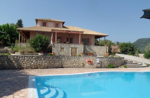 Katouna House | 150 m² House ∙ 4 bedrooms ∙ 8 guests