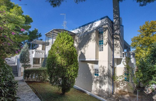 Theologos Apartment | 160 m² Apartment ∙ 3 bedrooms ∙ 9 guests