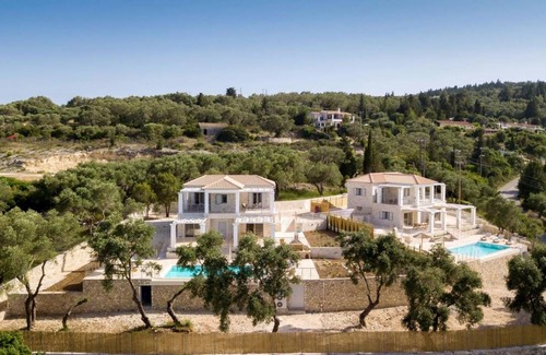 Paxos Villa | 160 m² Villa ∙ 4 bedrooms ∙ 8 guests