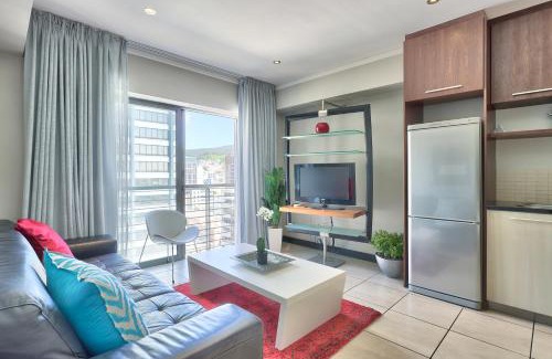 Cape Town City Centre Apartment | 160A Icon