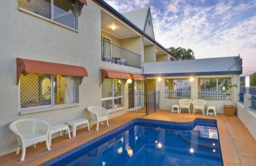 Allenstown Apartment | 161 m² Apartment ∙ 2 bedrooms ∙ 127 guests
