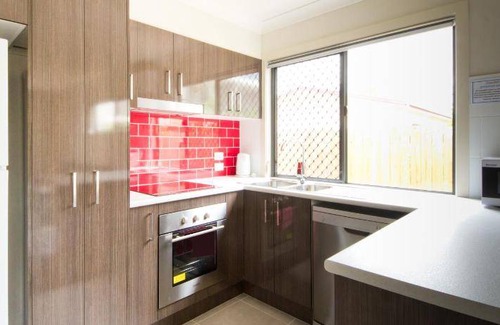 Allenstown Apartment | 161 m² Apartment ∙ 2 bedrooms ∙ 127 guests