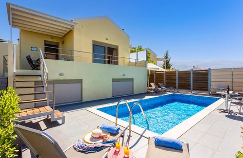 Apokoronas Villa | 165 m² Villa ∙ 3 bedrooms ∙ 7 guests