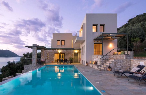 Meganisi Villa | 170 m² Villa ∙ 3 bedrooms ∙ 6 guests