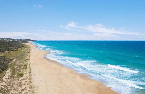 Sunrise Beach House | 178 m² House ∙ 4 bedrooms ∙ 8 guests