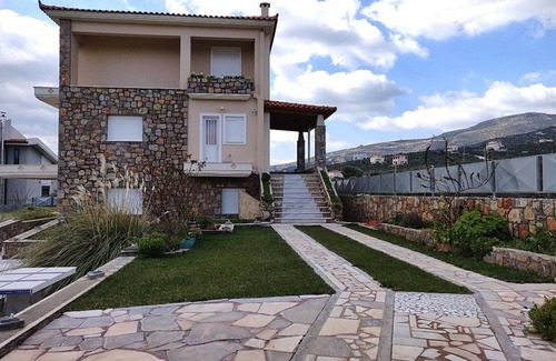 Kymi-Aliveri Villa | 180 m² Villa ∙ 4 bedrooms ∙ 8 guests