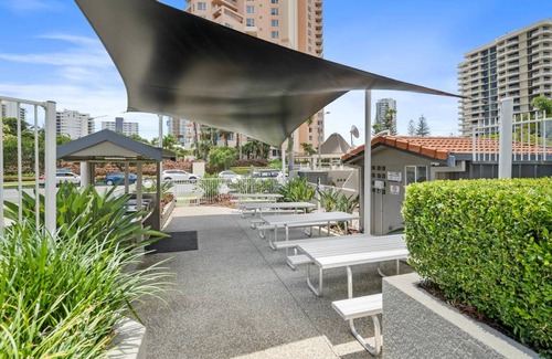 Broadbeach Apartment | 181 m² Serviced apartment ∙ 3 bedrooms ∙ 127 guests