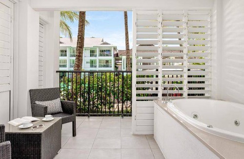 Port Douglas Resort | 190 m² Resort ∙ 2 bedrooms ∙ 127 guests