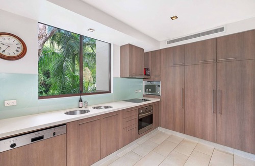 Palm Cove Apartment | 2 Bedroom Temple Apartment in the beachfront resort Palm Cove