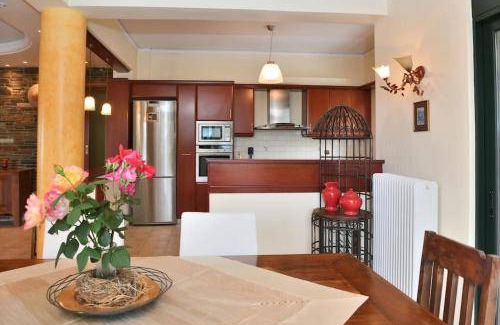 Zakhloritika House | 200 m² House ∙ 5 bedrooms ∙ 10 guests