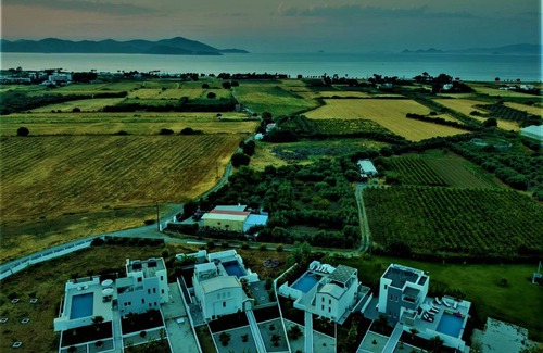 Zipari Villa | 200 m² Villa ∙ 5 bedrooms ∙ 11 guests