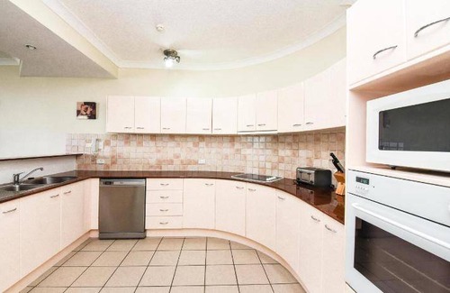 Auchenflower Apartment | 201 m² Serviced apartment ∙ 3 bedrooms ∙ 6 guests