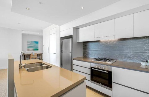 Redcliffe Apartment | 228 m² Serviced apartment ∙ 3 bedrooms ∙ 127 guests