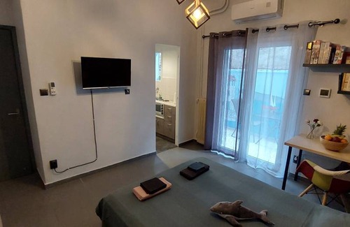 Ampelokipoi Apartment | 24 m² Apartment ∙ 3 guests