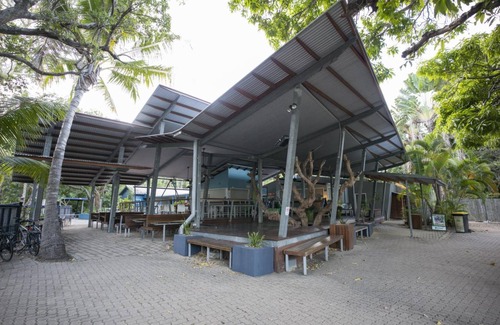 Horseshoe Bay Cabin | 25 m² Lodge ∙ 8 guests