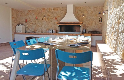 Theologos House | 255 m² House ∙ 5 bedrooms ∙ 12 guests