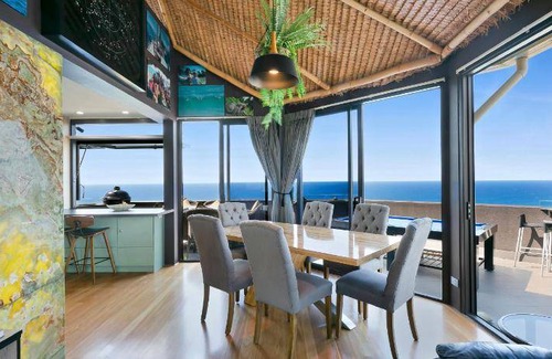 Burleigh Heads Apartment | 259 m² Serviced apartment ∙ 3 bedrooms ∙ 127 guests