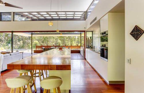 Doonan House | 289 m² House ∙ 4 bedrooms ∙ 8 guests
