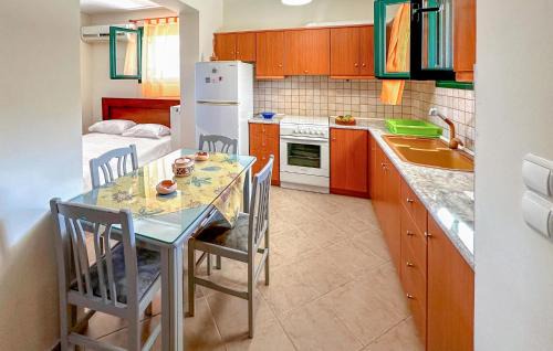 Xylokastro-Evrostina House | 3 Bedroom Nice Home In Xylokastro
