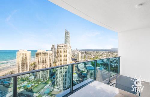 Surfers Paradise Apartment | 3 Bedroom Ocean Views on Level 29 at the H'Residences - Q Stay