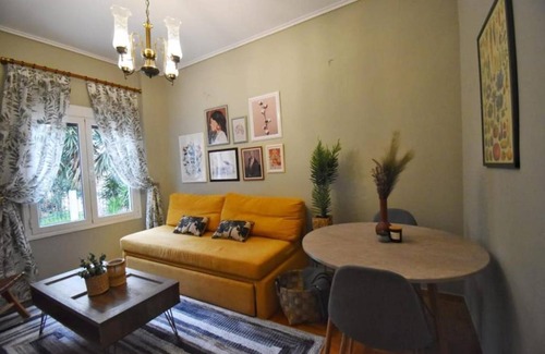 Thissio Apartment | 30 m² Apartment ∙ 1 bedroom ∙ 2 guests