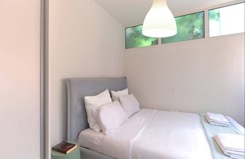 Neos Kosmos Apartment | 30 m² Apartment ∙ 1 bedroom ∙ 2 guests