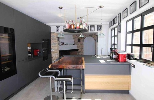 Grambia Villa | 300 m² Villa ∙ 5 bedrooms ∙ 12 guests