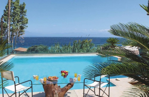 Egira House | 340 m² House ∙ 4 bedrooms ∙ 8 guests
