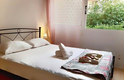 Neos Kosmos Apartment | 35 m² Apartment ∙ 1 bedroom ∙ 3 guests