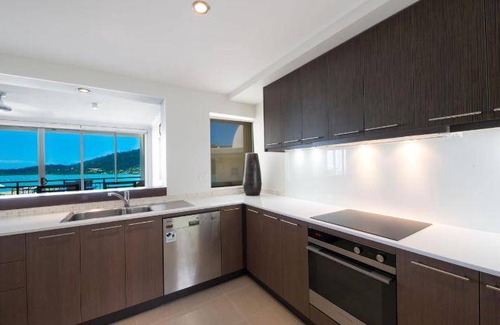 Airlie Beach Apartment | 350 m² Serviced apartment ∙ 4 bedrooms ∙ 127 guests