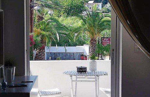 Achladies Apartment | 37 m² Serviced apartment ∙ 4 guests
