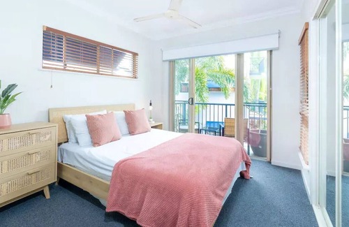 Clifton Beach Apartment | 3BR Clifton Beach Resort Escape - Pools/Gym/Beach