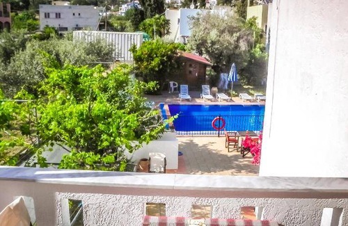Kamari Apartment | 40 m² Apartment ∙ 2 bedrooms ∙ 6 guests