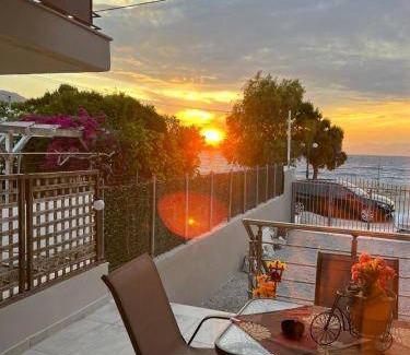 Sarakiniko Apartment | 40 m² Serviced apartment ∙ 3 guests