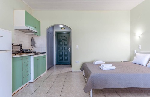 Kiparissia Apartment | 40 m² Studio flat ∙ 2 bedrooms ∙ 4 guests