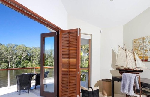 Noosaville House | 41 Wyuna Drive, Noosaville