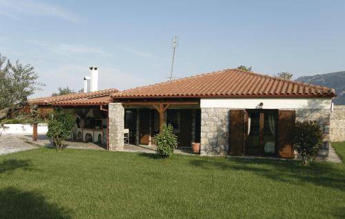 Molos-Agios Konstantinos House | 430 m² House ∙ 9 bedrooms ∙ 20 guests