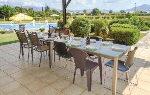 Molos-Agios Konstantinos House | 430 m² House ∙ 9 bedrooms ∙ 20 guests