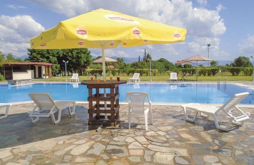 Molos-Agios Konstantinos House | 430 m² House ∙ 9 bedrooms ∙ 20 guests