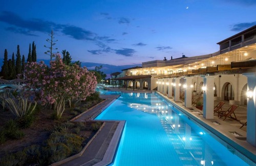 Eretria Hotel | 45 m² Hotel ∙ 6 guests
