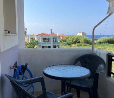 Karlovassi Apartment | 48 m² Apartment ∙ 3 guests