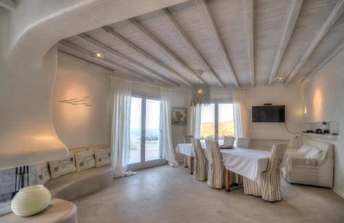Fanari Villa | 480 m² Villa ∙ 10 bedrooms ∙ 20 guests