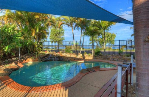 Tin Can Bay Apartment | 50 m² Serviced apartment ∙ 2 bedrooms ∙ 4 guests