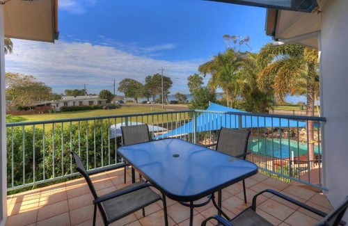 Tin Can Bay Apartment | 50 m² Serviced apartment ∙ 2 bedrooms ∙ 4 guests