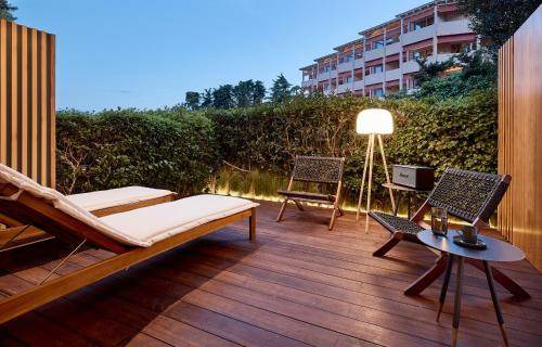 Vouliagmeni Apartment | 52 m² Apartment ∙ 2 guests